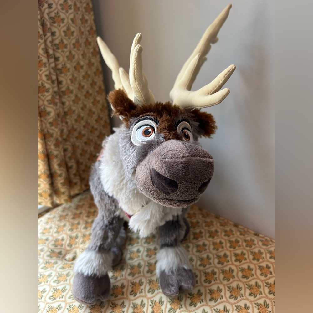 Disney Sven reindeer from Frozen